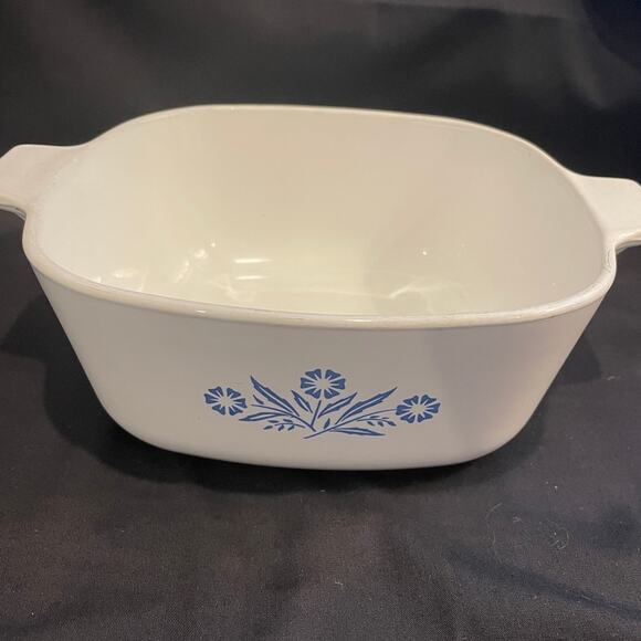 Vintage Corning Ware Blue Conrflower 1 1/2 quart casserole Dish NO LID - Picture 1 of 4